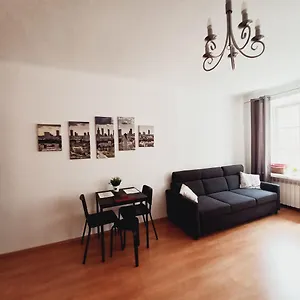 Old Town Piwna , Warszawa Polska